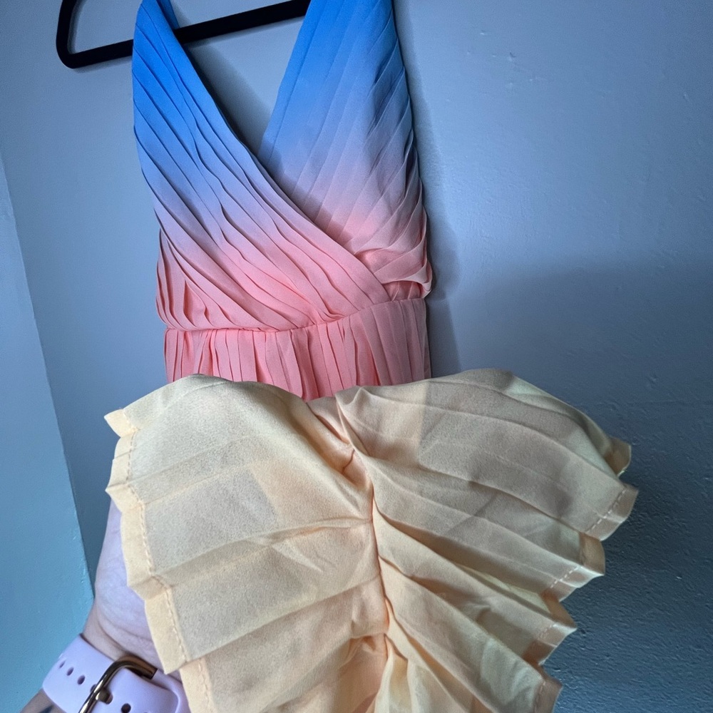 Lulu’s Pleat the Way Blue and Pink Ombre Pleated Romper Women’s Size Small - Picture 3 of 7